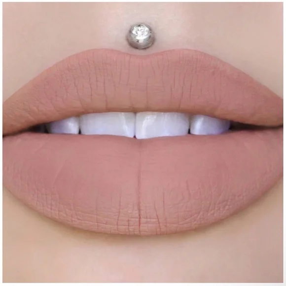 Jeffree Star Velour Liquid Lipstick - Mannequin - Picture 4 of 4